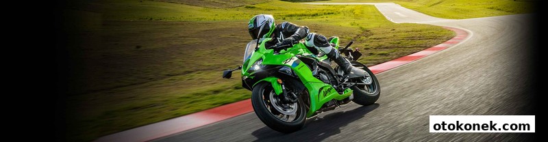 Kawasaki Ninja ZX-6R 2